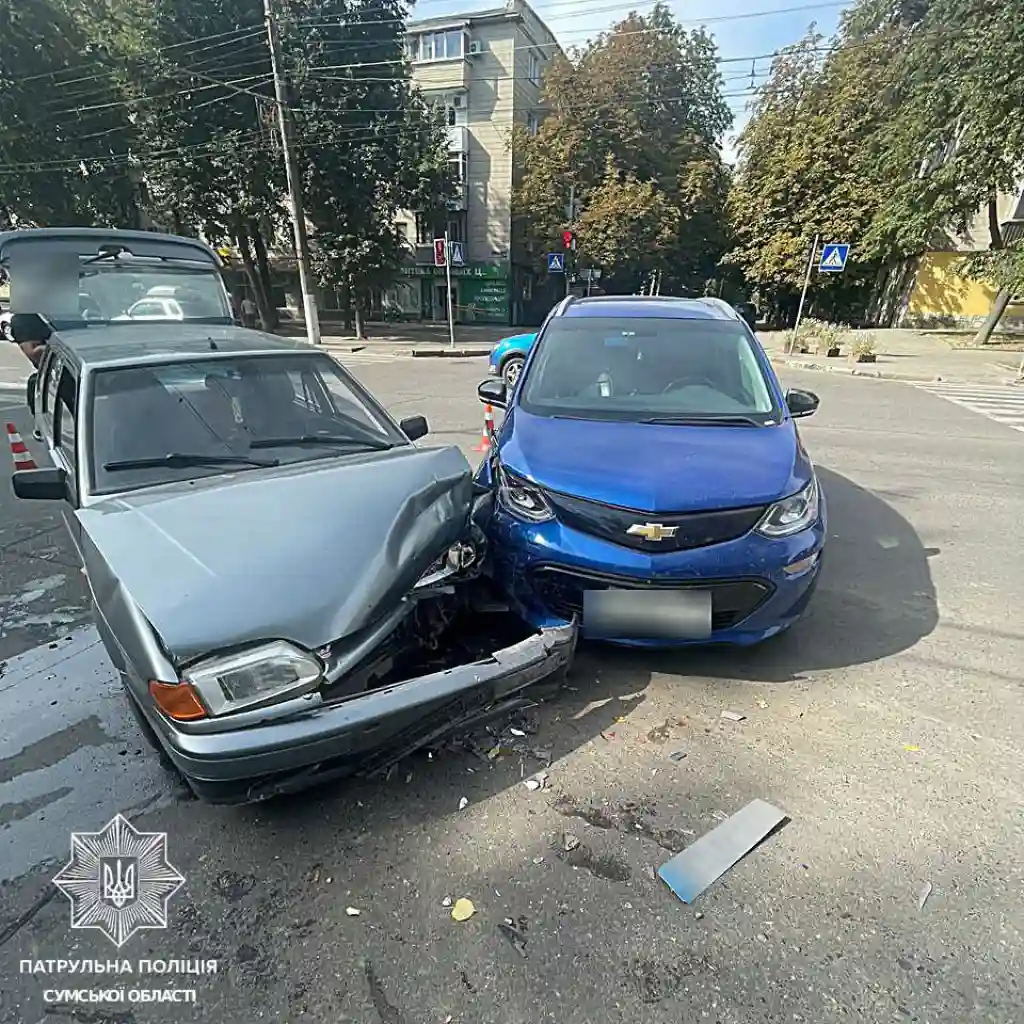 На проспекті Шевченка в Сумах у ДТП постраждали дві жінки