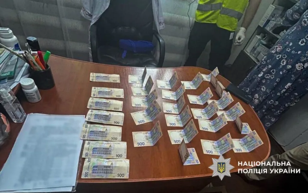 На Сумщині судитимуть нарколога за вимагання хабарів у військових