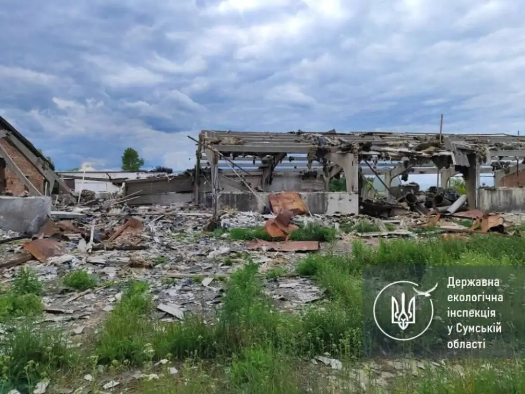  Російська атака на Тростянець завдала екозбитків майже на 46,5 мільйона гривень