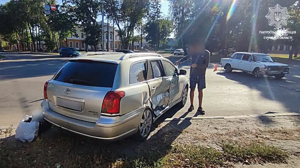 У Сумах на перехресті Іллінської та Бандери сталася аварія