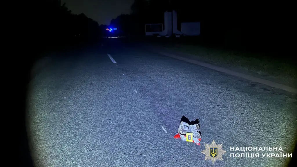 На Сумщині мотоцикліст у стані сп’яніння врізався в маршрутку “Київ – Охтирка”