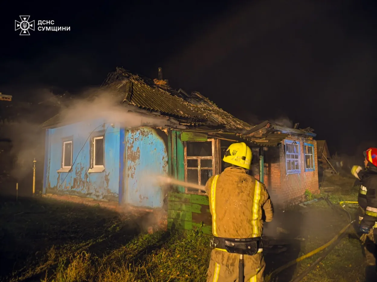 На Охтирщині ліквідували пожежу в житловому будинку