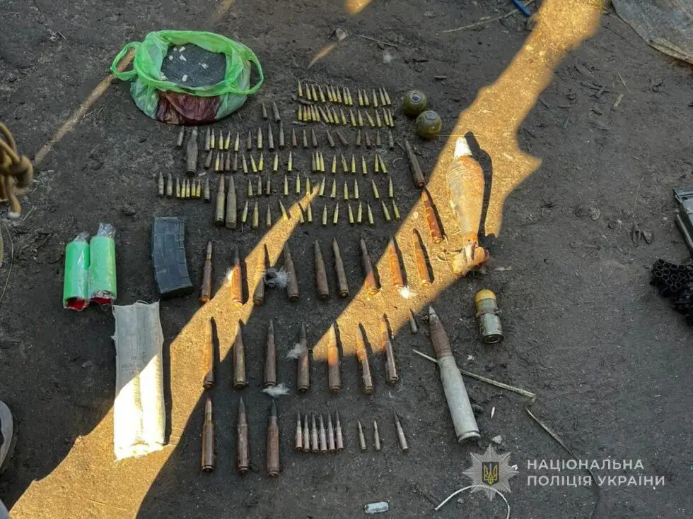 У Сумському районі поліція затримала чоловіка за зберігання боєприпасів і вибухових речовин без дозволу