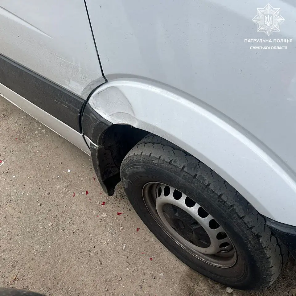 У Сумах на вулиці Холодноярської сталася ДТП за участю Hyundai та Mercedes