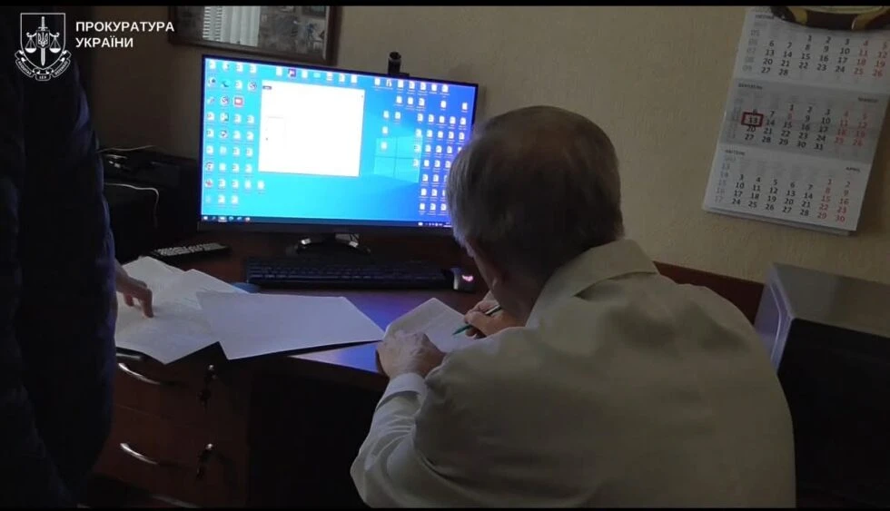 Сумський лікар засуджений за примушування пацієнтки до оплати ендопротеза кульшового суглоба