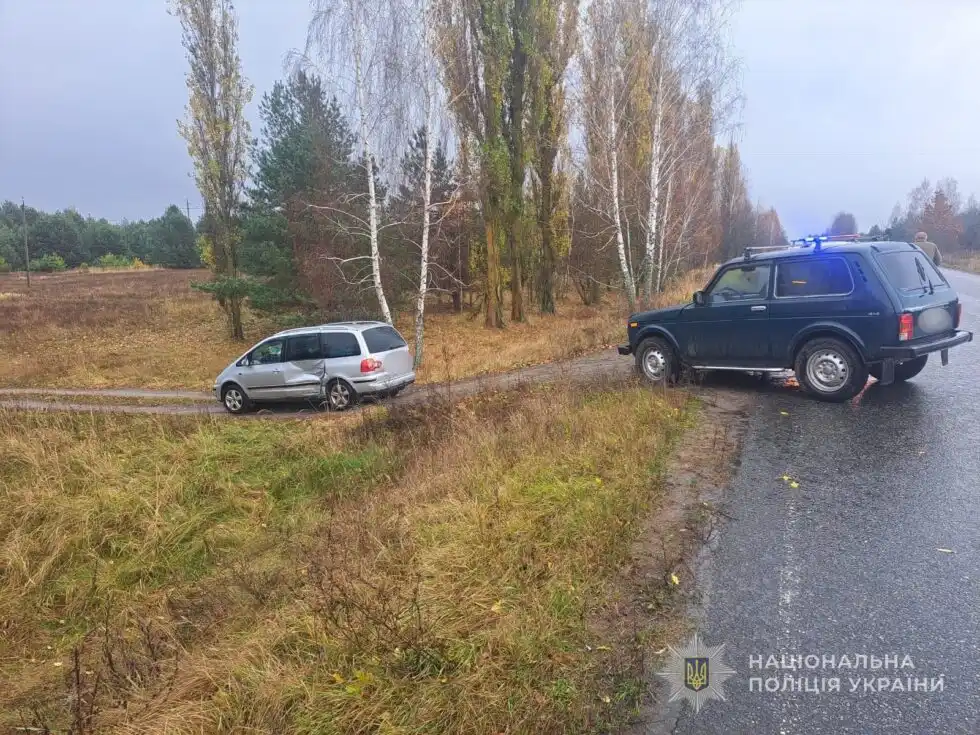 На Конотопщині внаслідок ДТП постраждали двоє дітей