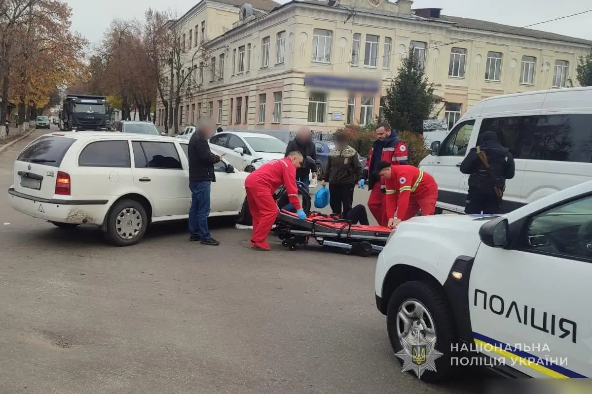 У Конотопі велосипедист постраждав у ДТП: поліція з’ясовує обставини