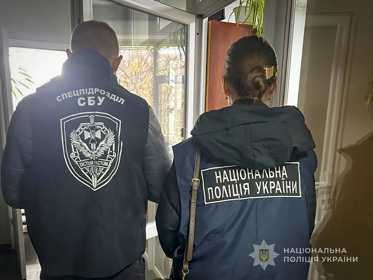На Сумщині викрито посадовця контролюючого органу, який вимагав хабар у підприємця