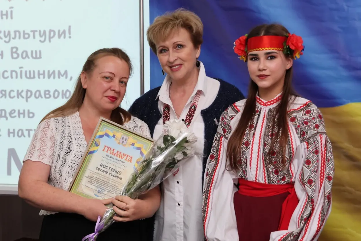 У Сумах вшанували працівників культури та майстрів народного мистецтва
