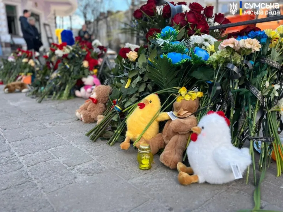 У Сумах завершилося громадське обговорення щодо меморіального об’єкта на вулиці Петропавлівській