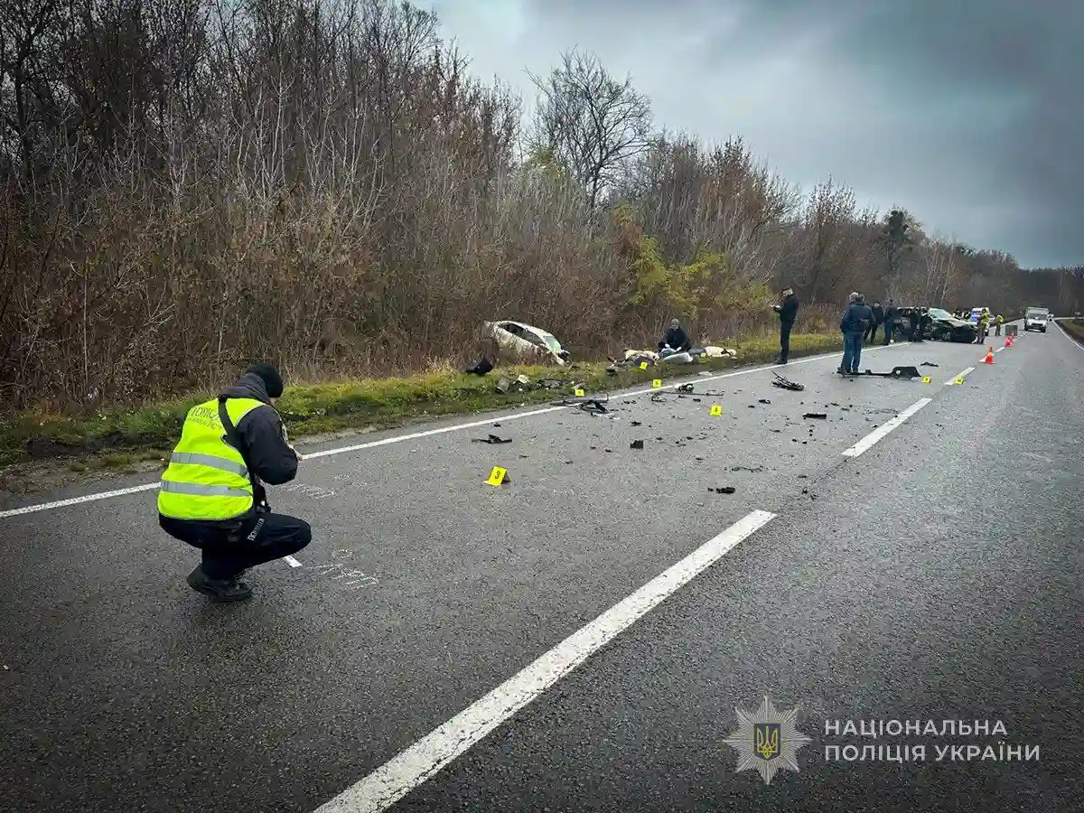 Троє людей загинули в автопригоді на Сумщині