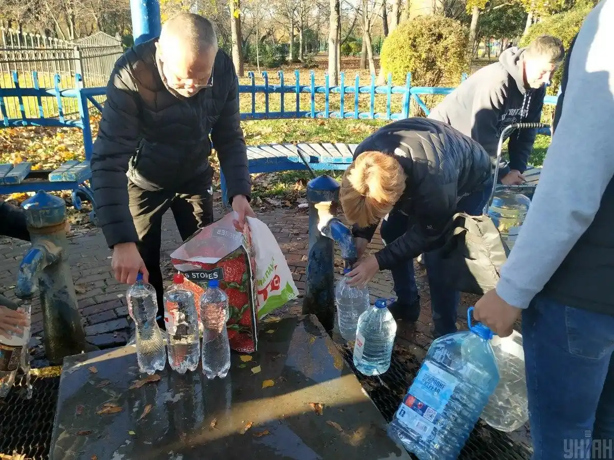 Артезіанська вода в Україні: чи потрібно кип’ятити бювети