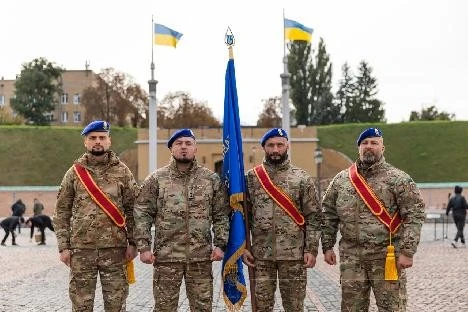 Президент України вручив Бойовий Прапор 20-й бригаді НГУ «Любарт»
