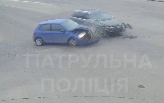 В Сумах водій втік з місця ДТП: патрульні швидко знайшли порушника