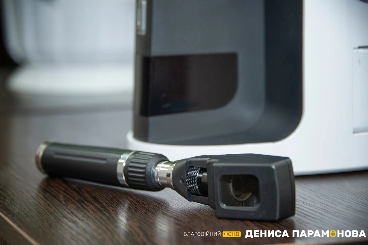 Сумська дитяча лікарня отримала сучасну оптику для діагностики зору