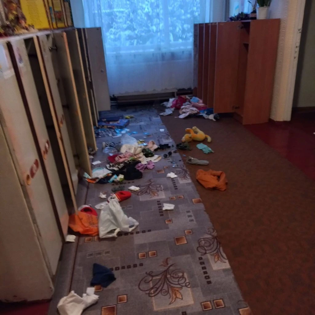 Нічний напад на заклад для дітей: у Денисівці понівечили дитсадок
