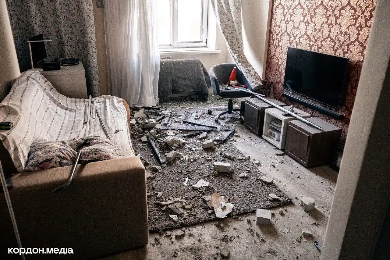 Ранок під прицілом «Молнії»: у Сумах ворожий дрон залишив багатоповерхівку без тепла у мороз