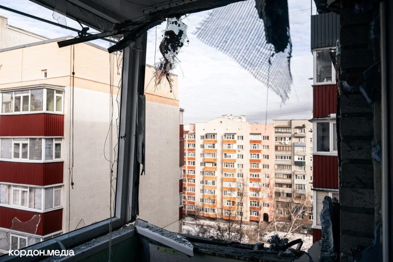 Ранок під прицілом «Молнії»: у Сумах ворожий дрон залишив багатоповерхівку без тепла у мороз