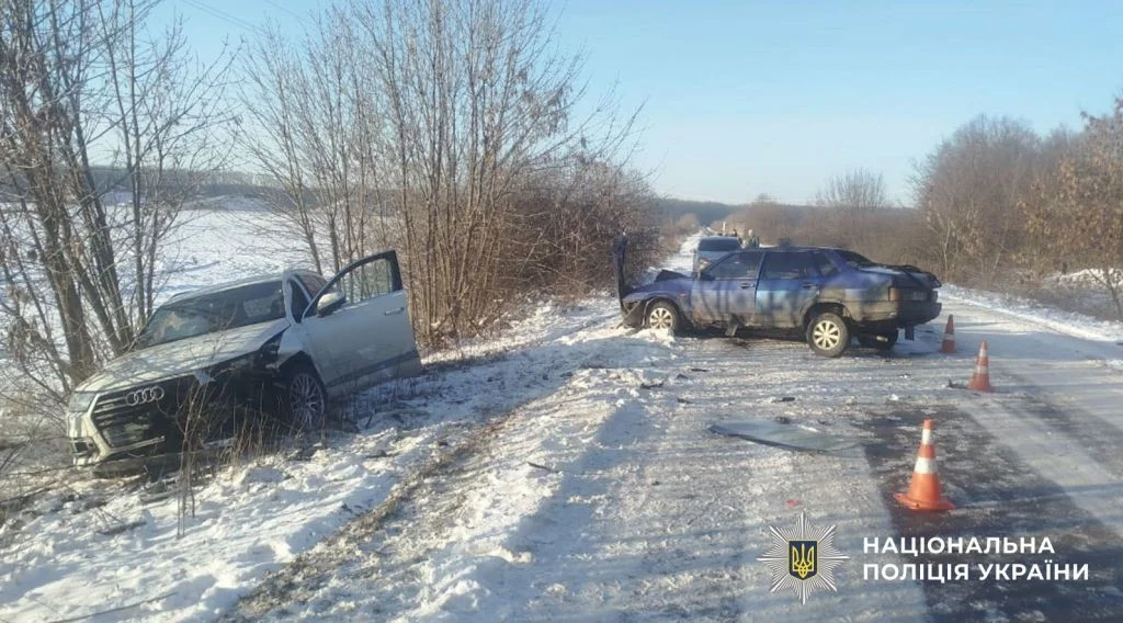 Кривава статистика ожеледиці: за три тижні на Полтавщині в аваріях постраждали 50 людей