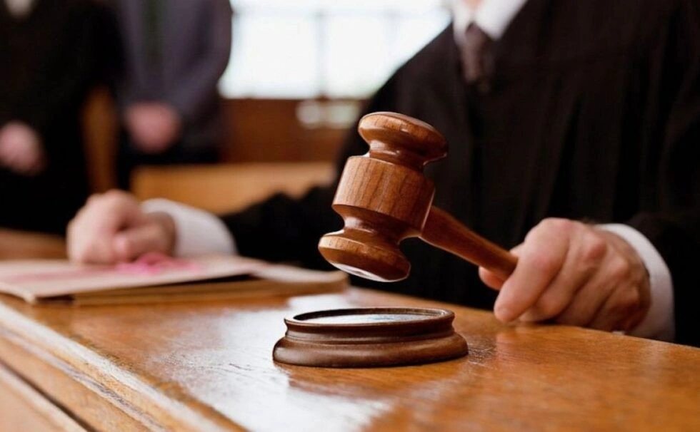 Понад два роки за гратами: в Охтирці винесли вирок серійному домашньому тирану